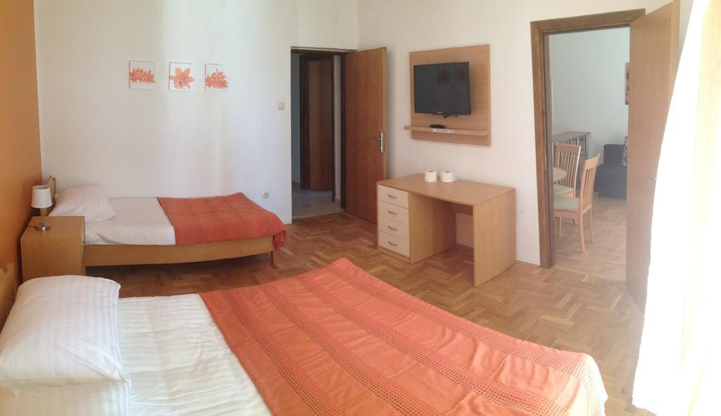 Apartments & Rooms Ana Sukošan Exterior foto